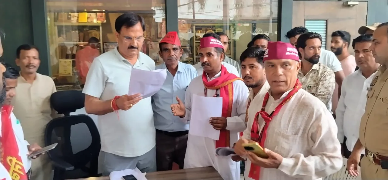 आज की बड़ी खबर: यूपी में निषाद पार्टी का शक्ति प्रदर्शन, विधायकों को सौंपा ज्ञापन