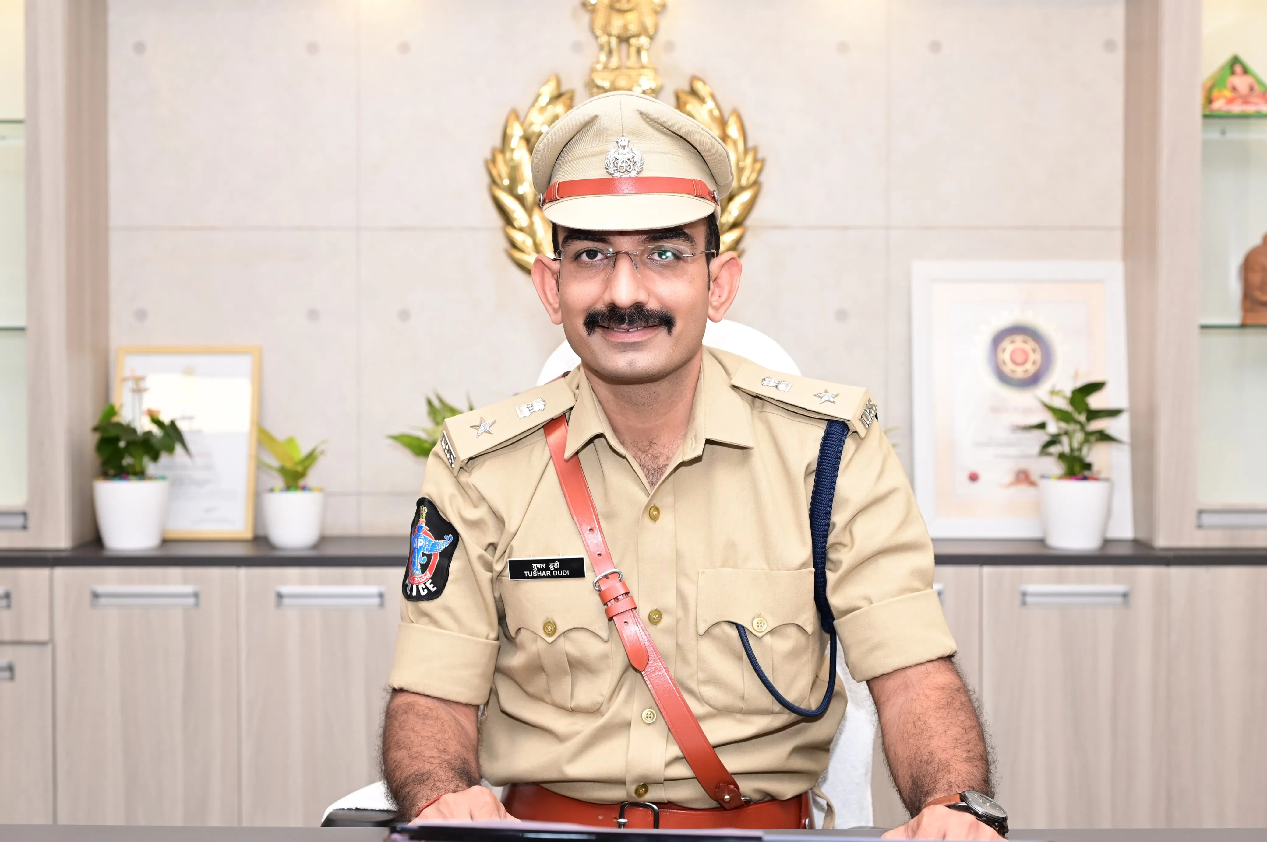 नाबालिगों की ड्राइविंग पर चित्तूर पुलिस की कड़ी पकड़
अगर बच्चों को गाड़ियां दी गईं, तो माता-पिता के खिलाफ कार्रवाई होगी