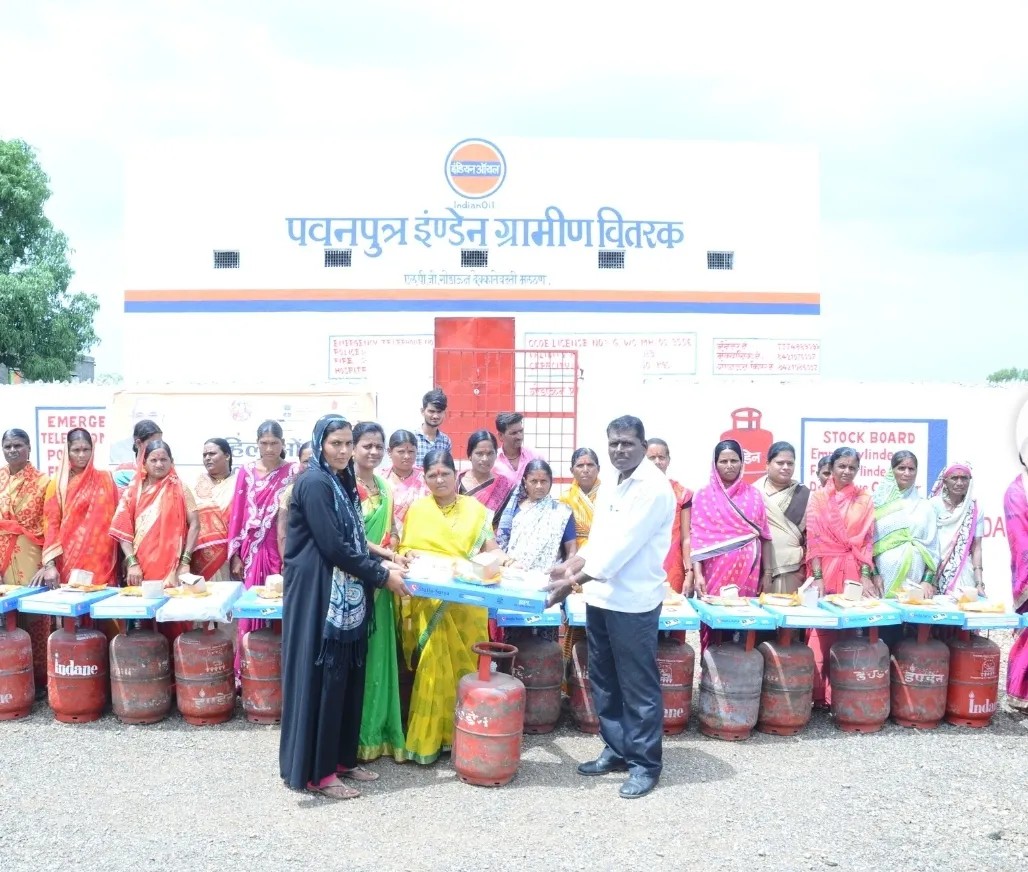 16 ऑगस्टपूर्वी LPG eKYC पूर्ण करा; पवनपुत्र इंडियन गॅस एजन्सीचे ग्राहकांना आवाहन