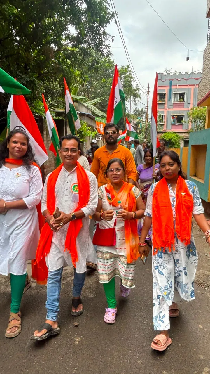 কলকাতা ১১৪ ওয়ার্ডে স্বাধীনতা দিবস উদযাপন পার্থ পালের নেতৃত্বে