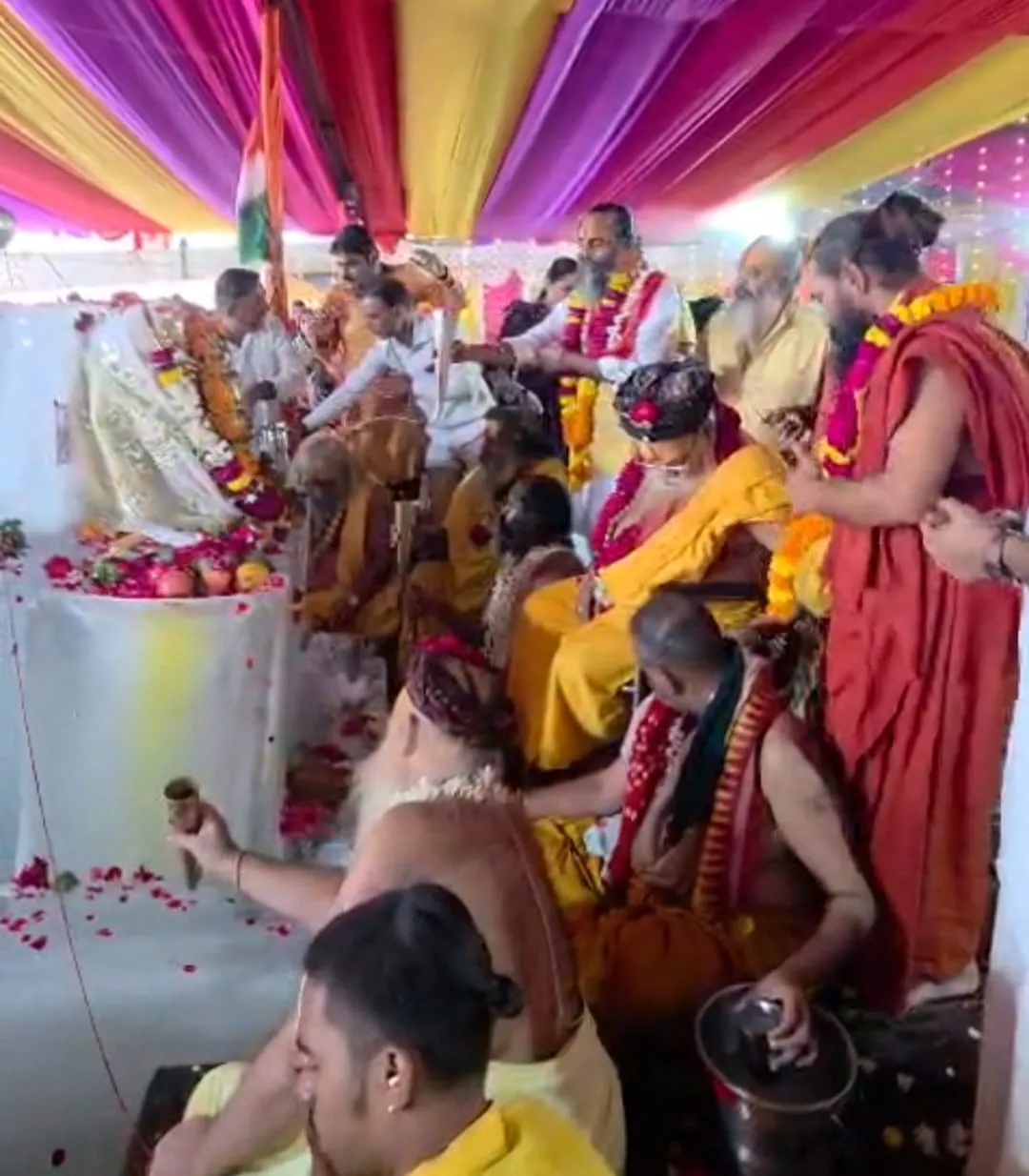 રાજુલા તાલુકાના વૃંદાવન બાગના રાજેન્દ્ર દાસ બાપુના નેતૃત્વમાં ઉજ્જૈન મહાકાલ નગરીમાં 7 દિવસીય ભાગવત ભંડારા કાર્યક્રમ સંપન