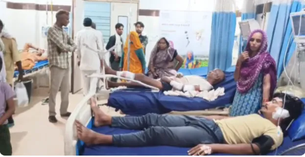 कोसीकलां में बच्चों के विवाद ने लिया हिंसक रूप, लाठी-डंडों से मारपीट - 5 घायल