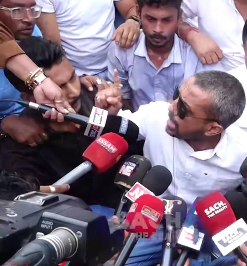 असम में ड्राइवर को हाथ लगाया तो हाथ तोड़ दूंगा -
