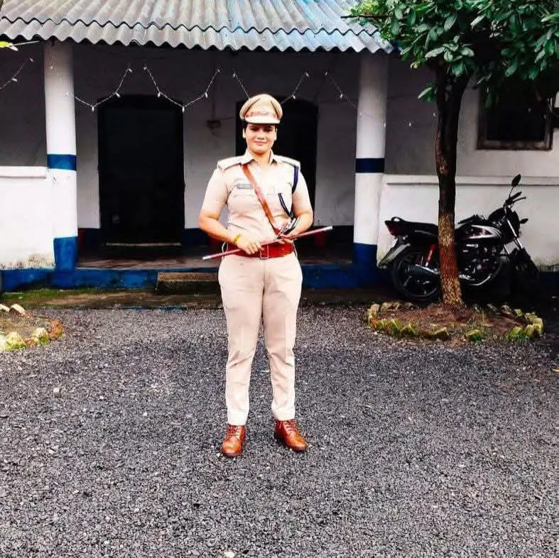 कटनी में बड़ी कार्रवाई: CSP नेहा पच्चीसिया सस्पेंड, FIR दर्ज कर कार्यालय सील