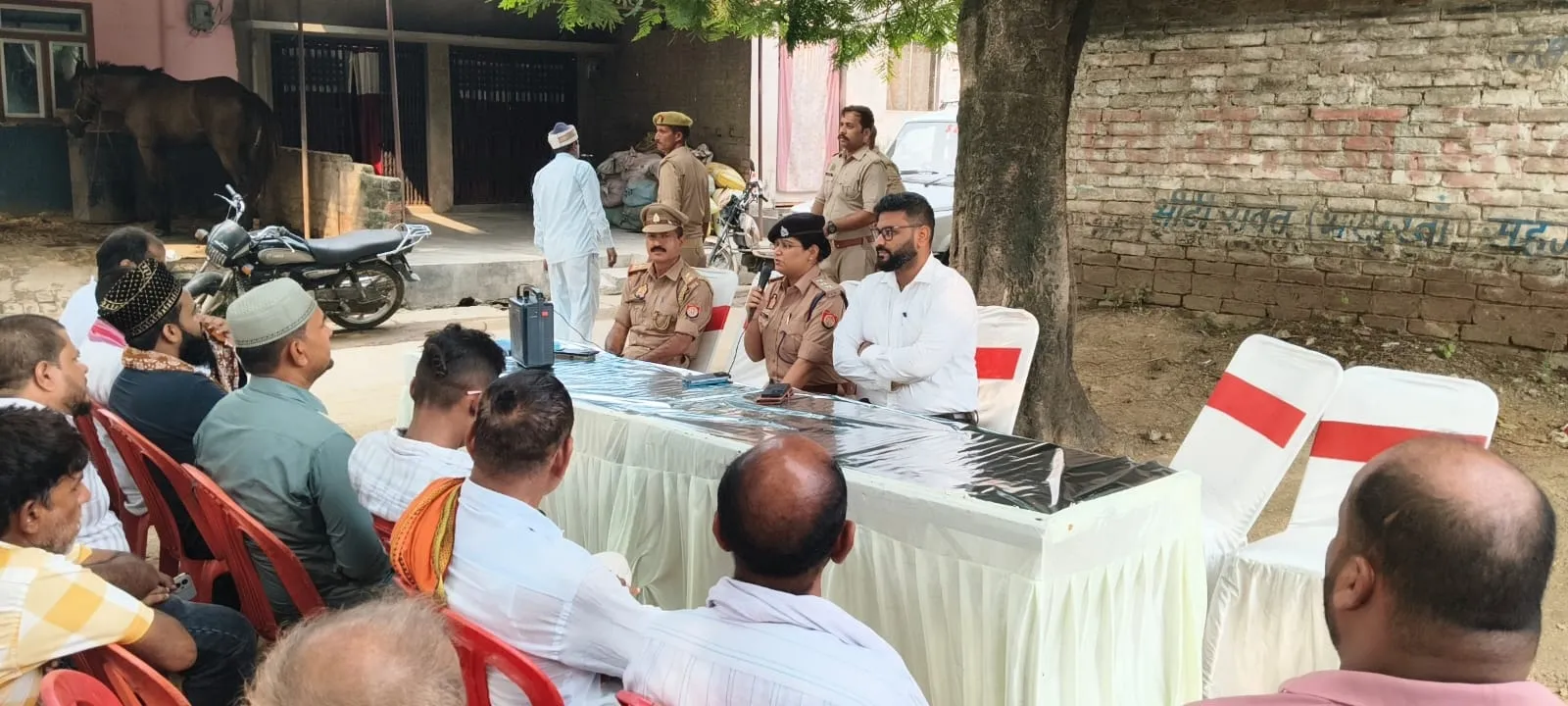 गोरखपुर सहजनवा मे चौपाल आयोजित