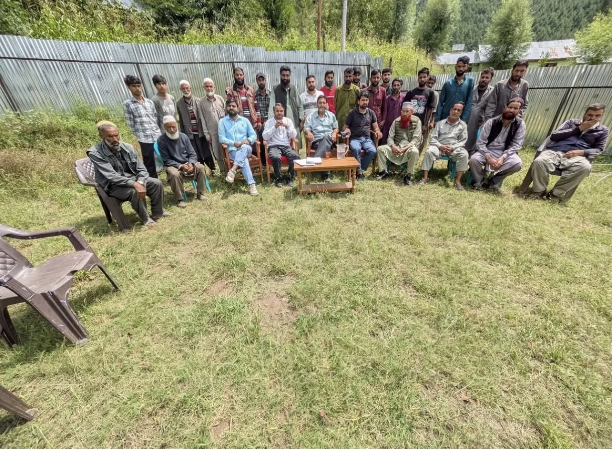 Forest Rights Coalition J&K ki taraf se Ovoora, Kupwara mein Forest Rights Act par Day-Long Awareness Workshop