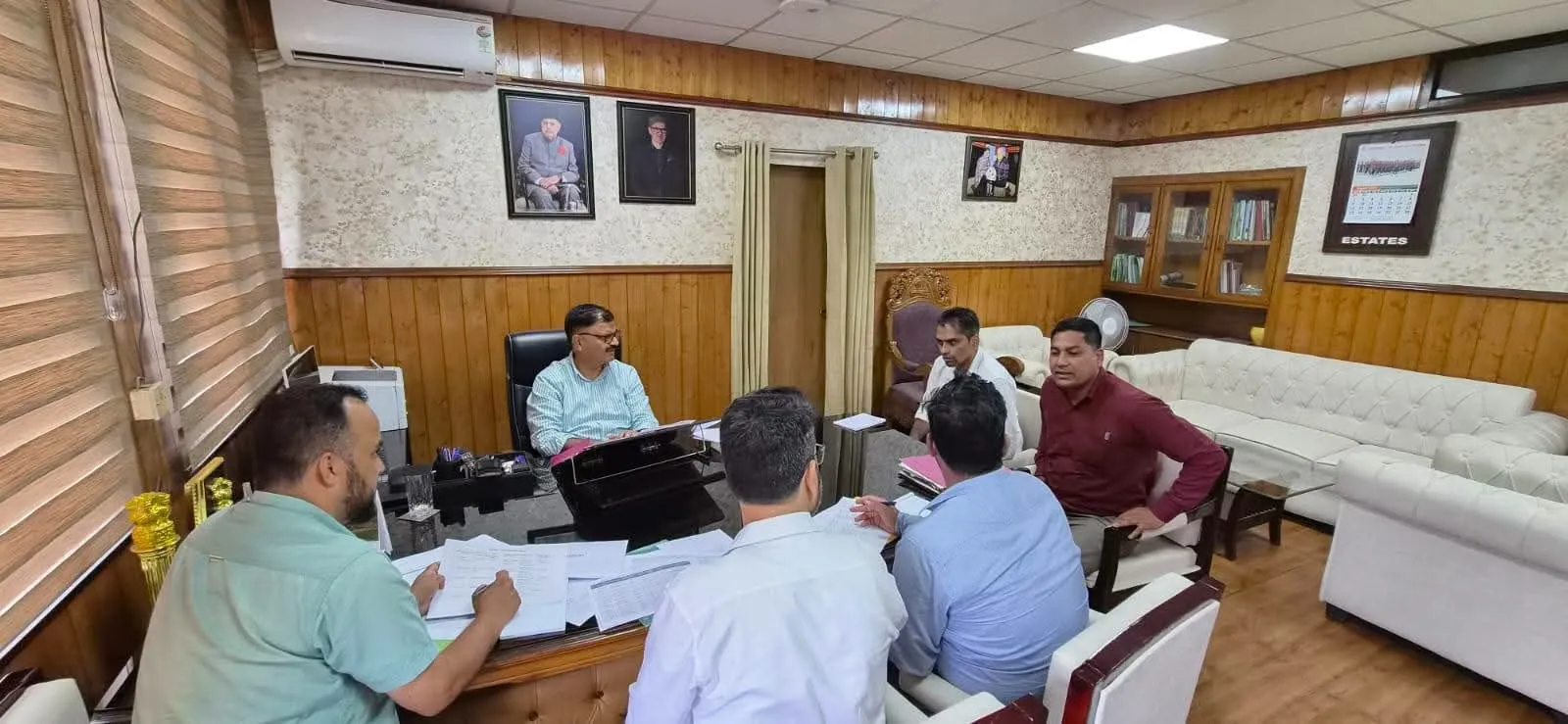 Javed Rana reviews implementation of PM  Van Dhan Vikas Yojana in J&K
Directs formation of more SHGs, stronger financial