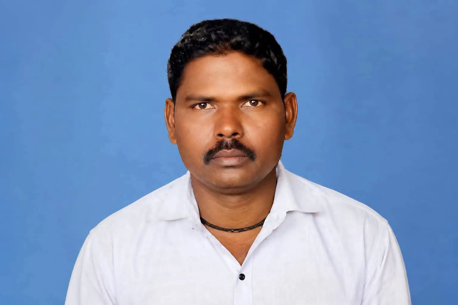 Belgaum: A man was brutally hacked to death with an axe for posting a photo on his WhatsApp status in Kalloli village of