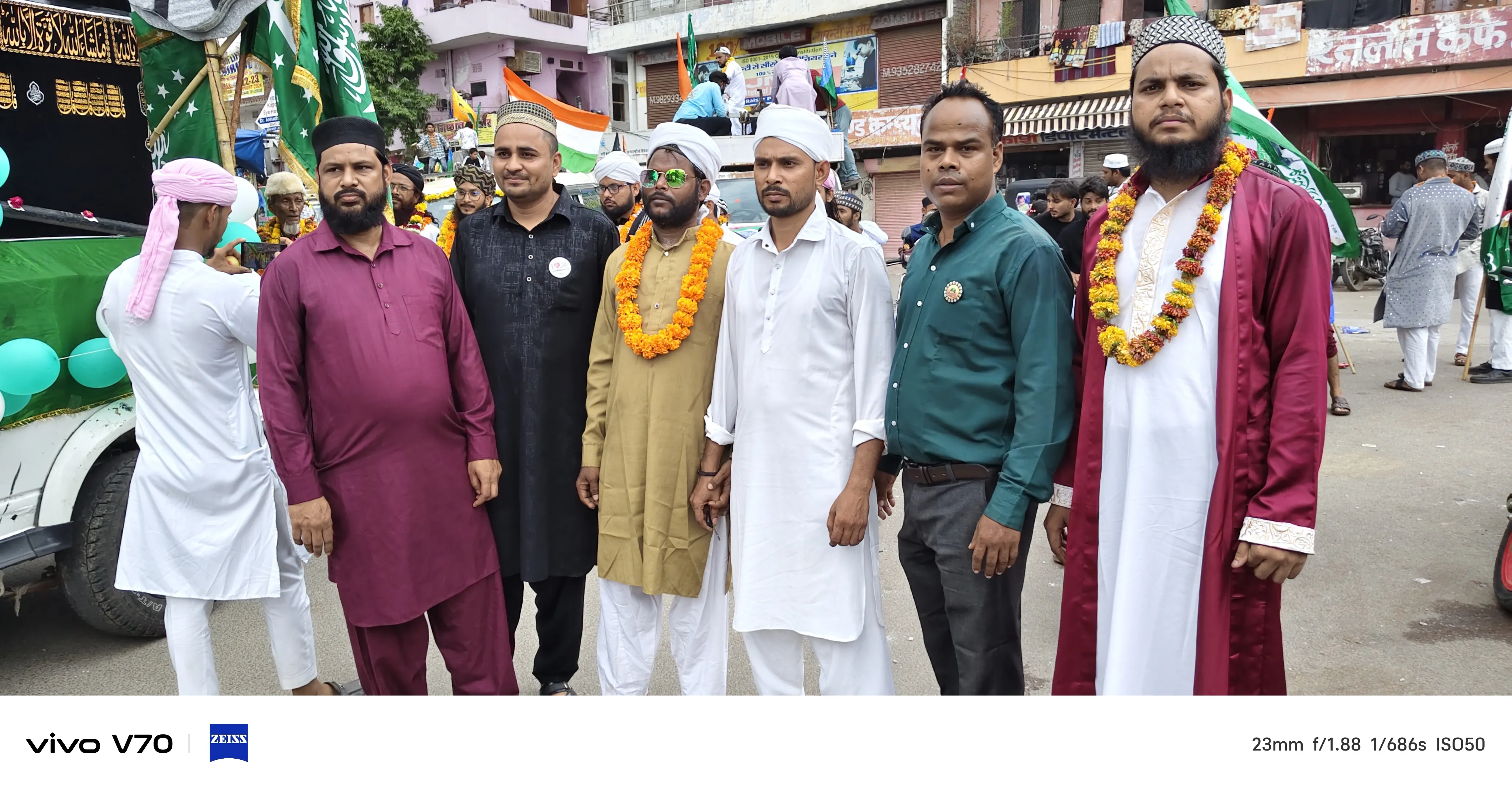 जयपुर के विद्याधर नगर सेक्टर-8 में मिलाद-उन-नबी पर आपसी भाईचारा के साथ जश्न