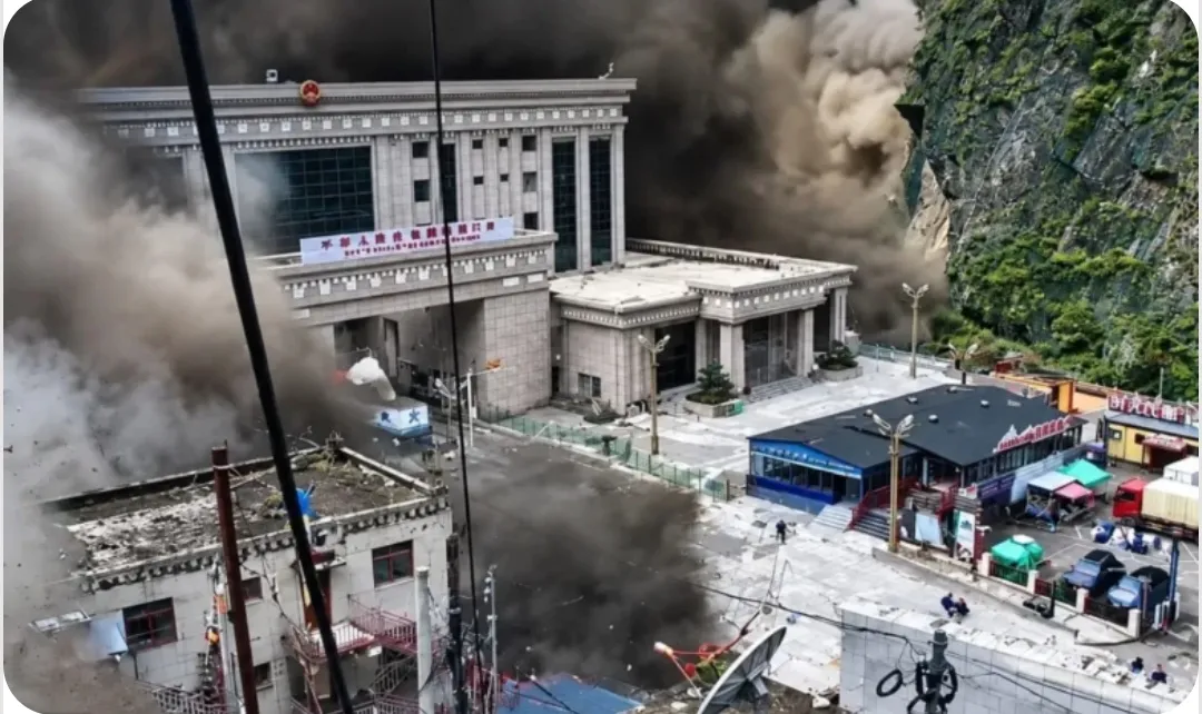 नेपाल में विनाशकारी बाढ़ से भारी तबाही, 165 मौतें; 826 लापता, करीब 300 भारतीय भी शामिल
