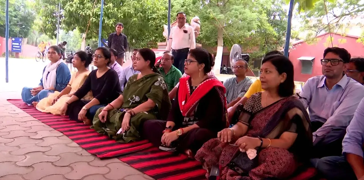 Ravenshaw University Teachers Protest in Cuttack Over Alleged Political Interference