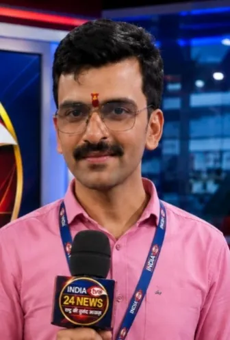 रायबरेली में बड़ा प्रशासनिक फेरबदल, 10 तहसीलदारों के तबादले......        ।
अजीत सिंह की खास रिपोर्ट