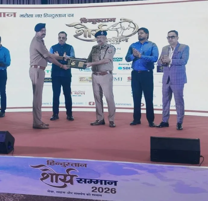 लूट की घटनाओं के सफल अनावरण पर उन्नाव पुलिस के 5 पुलिसकर्मियों को मिला ‘शौर्य सम्मान’