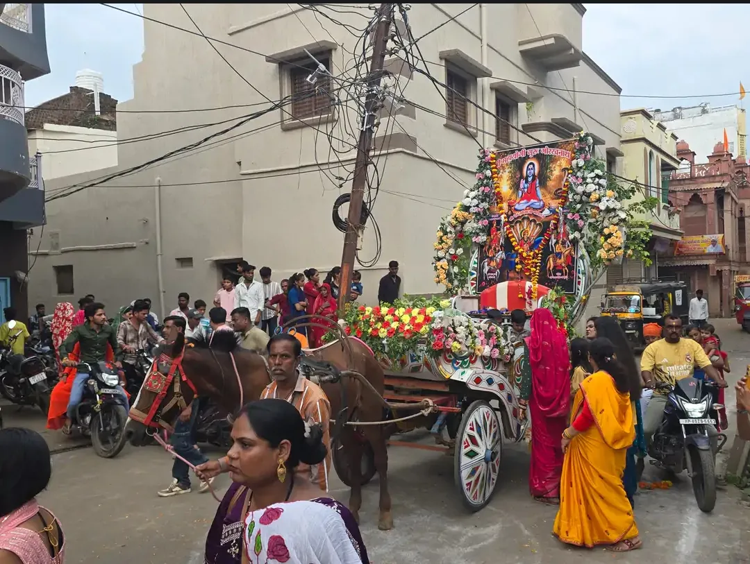 सिरोंज में गोगा पंचमी पर गोगादेव महाराज की शोभायात्रा निकली:
