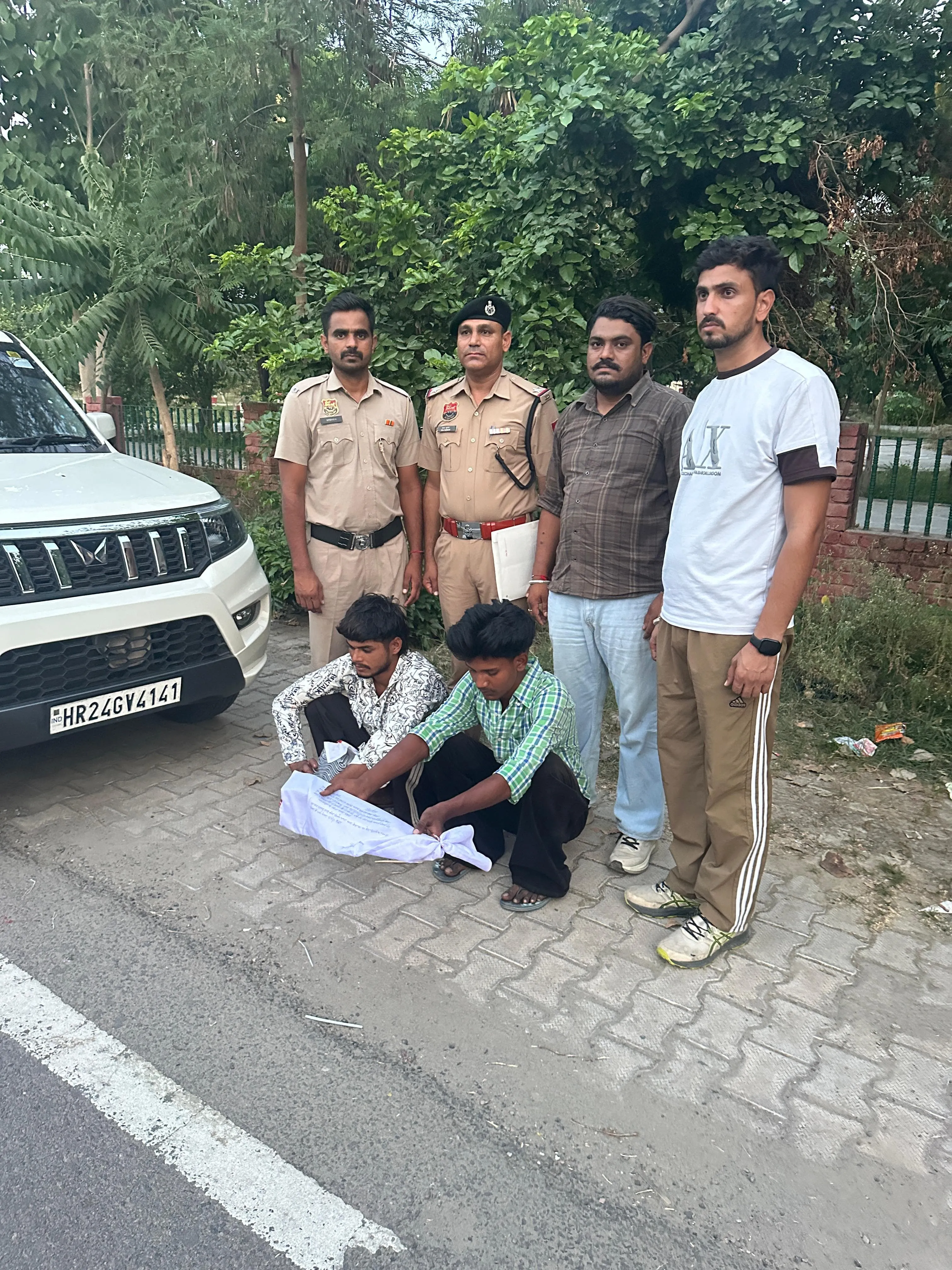 सीआईए ने अवैध पिस्तौल, दो कारतूस और तेजधार कापा समेत दो युवकों को दबोचा