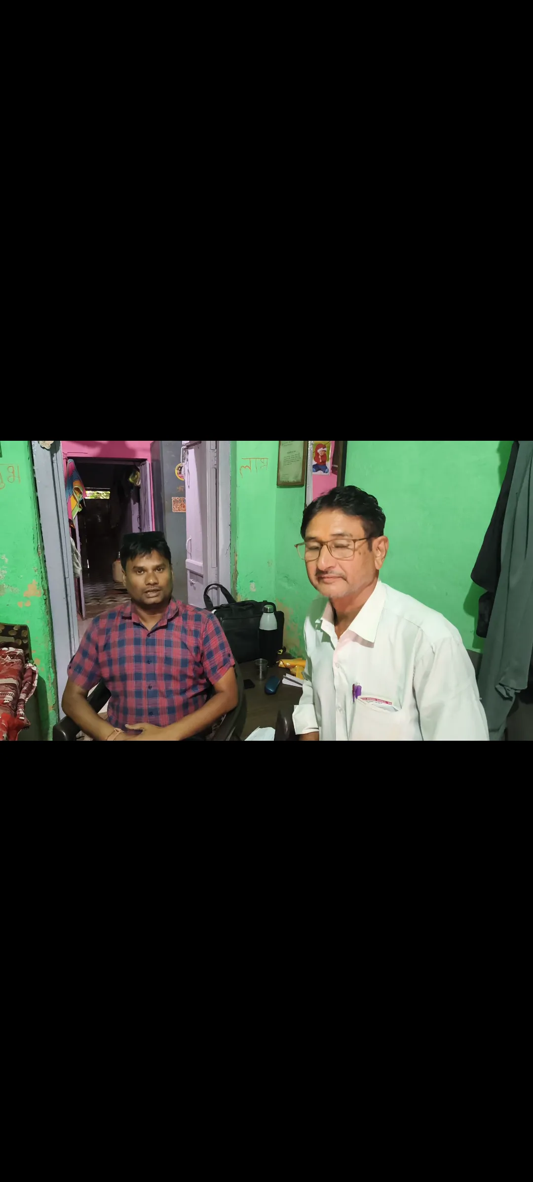 कानून से जुड़ी खास बातचीत

पोहरी के वरिष्ठ अधिवक्ता राजेंद्र गुप्ता से विष्णु गुप्ता की खास बातचीत

भारतीय संविधान देश क