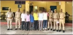 फतेहपुर चौरासी पुलिस की कार्रवाई, छह वारंटी अभियुक्त गिरफ्तार