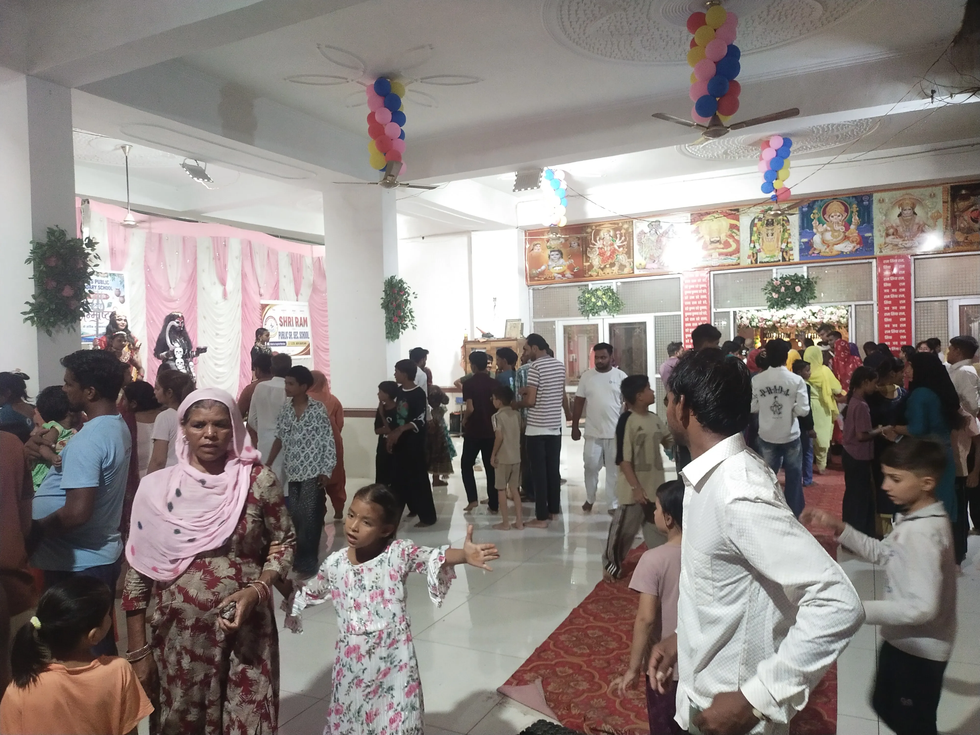 घड़साना में धूमधाम से मनाई गई श्रीकृष्ण जन्माष्टमी, मंदिरों व सामाजिक संस्थाओं में उमड़ा श्रद्धालुओं का सैलाब