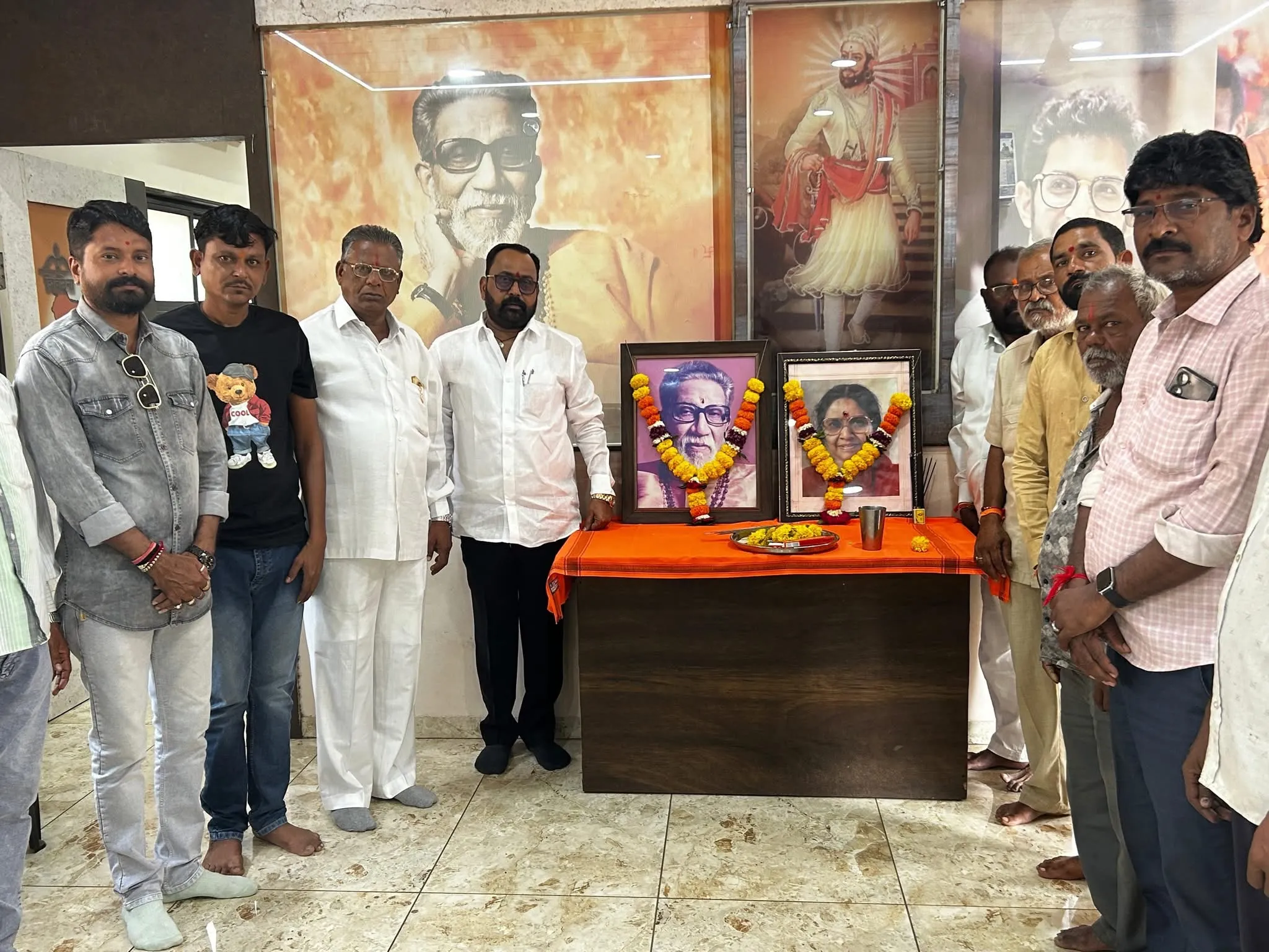 शहादा | शिवसेना मध्यवर्ती कार्यालय

मीनाताई ठाकरे की पुण्यतिथि पर भावपूर्ण श्रद्धांजलि