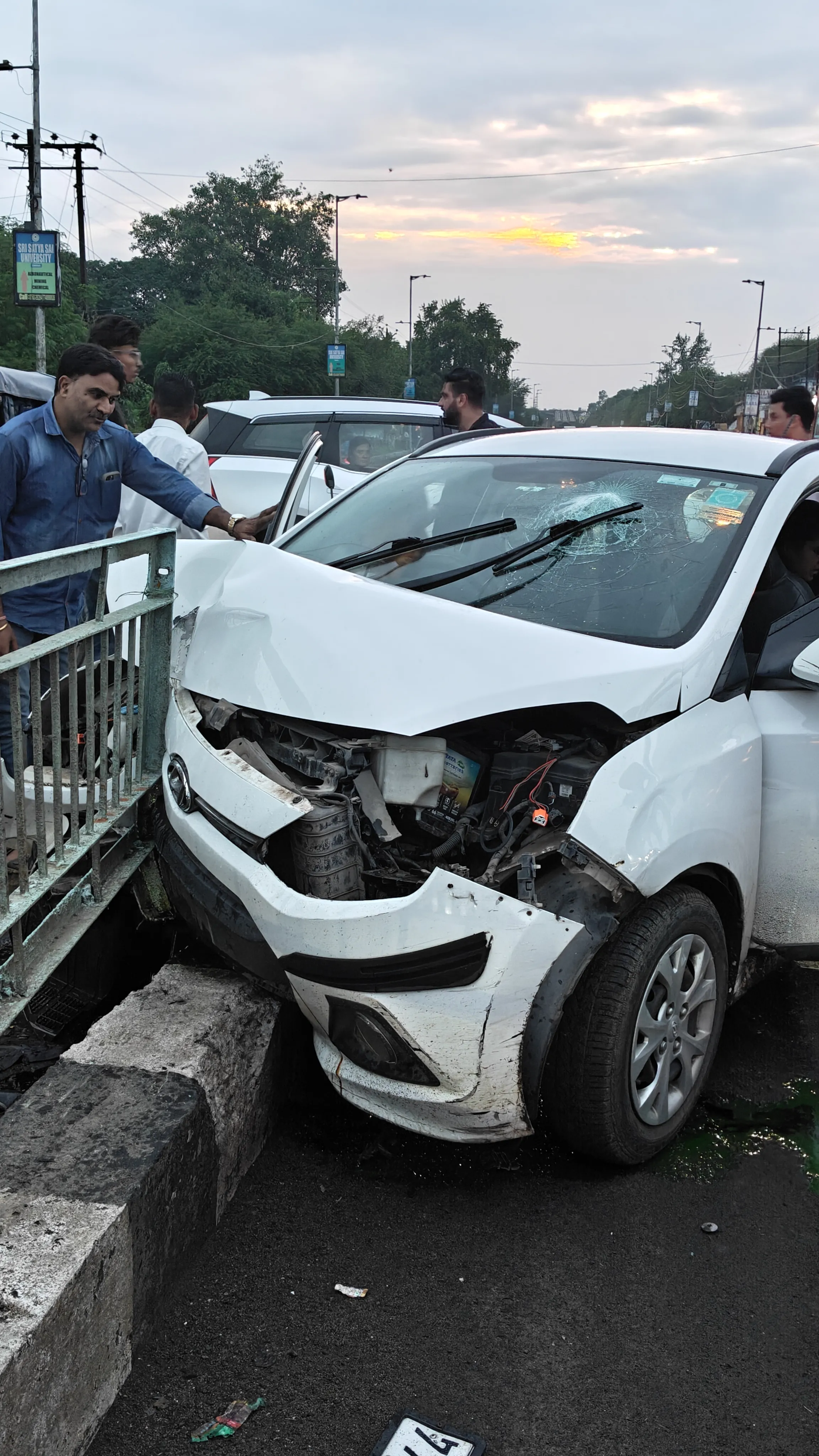 भोपाल के लालघाटी इलाके में हुआ भीषण हादसा