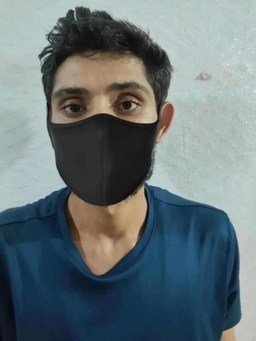 कार के आगे टैक्सी रोकी… बहस हुई और फिर 6 लोग पहुंच गए! 🚨