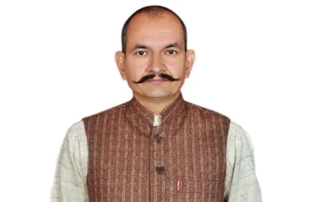 झूठे वादों की खुली पोल: बैकफुट पर शिक्षक विधायक श्रीचंद शर्मा: डॉ. कुलदीप मालिक