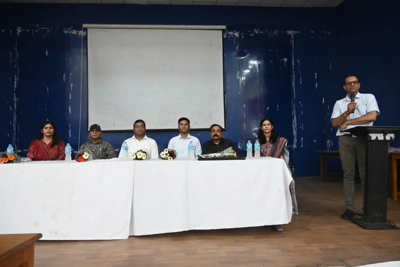 महाकौशल महाविद्यालय में कैंसर जागरूकता कार्यक्रम आयोजित....