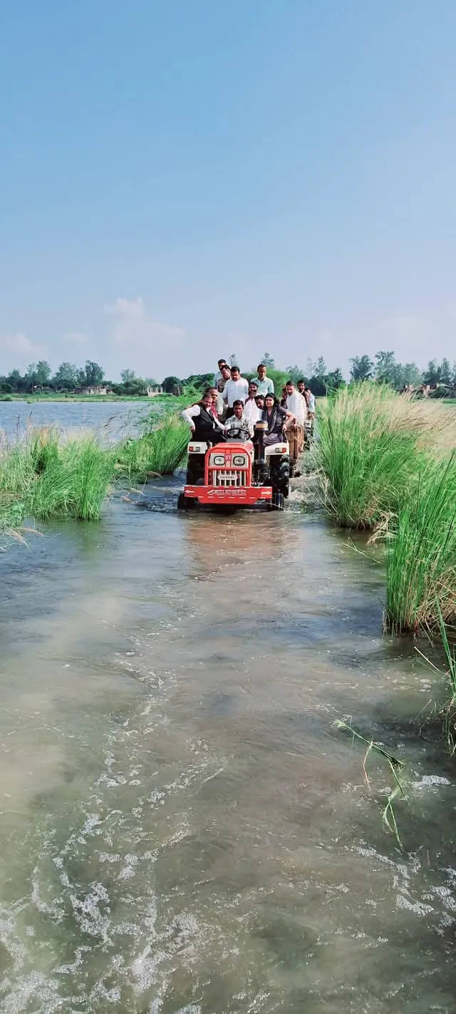 निन्देमऊ के बीचपरी में 150 बाढ़ प्रभावित परिवारों को बांटी राहत सामग्री