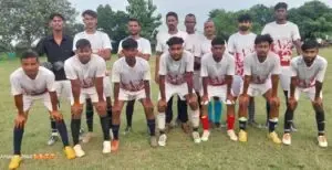 सुपर कप फुटबॉल: छत्रुटांड़ और महुदा बस्ती की टीम विजयी