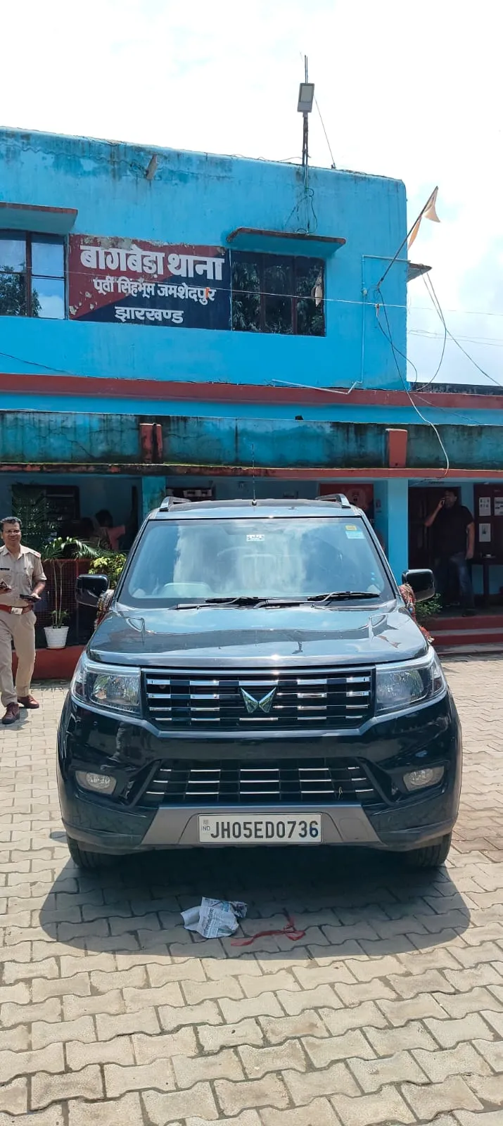 बागबेड़ा में 330 लीटर महुआ शराब बरामद, दो गिरफ्तार,जगन्नाथपुर मोड़ के पास कार की डिक्की से मिली शराब, सिदगोड़ा ले जाने क