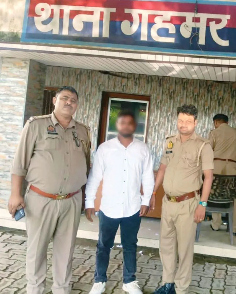 गहमर में धार्मिक भावनाएं आहत करने वाली सोशल मीडिया पोस्ट पर युवक गिरफ्तार