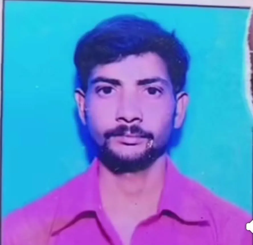 ब्रेकिंग न्यूज़ आगरा में कीटनाशक का छिड़काव करते समय किसान की मौत