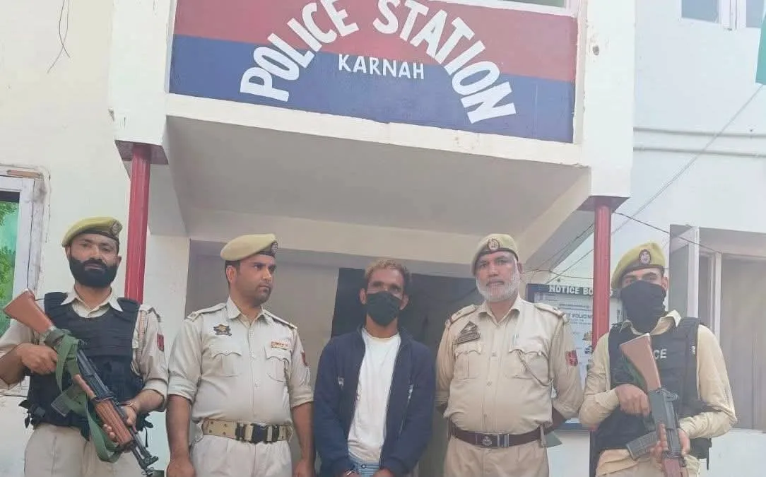 Kupwara Police Arrest individual with Contraband at Sadhna Top, FIR registered 

Karnah, Sept 12:- Continuing its crack