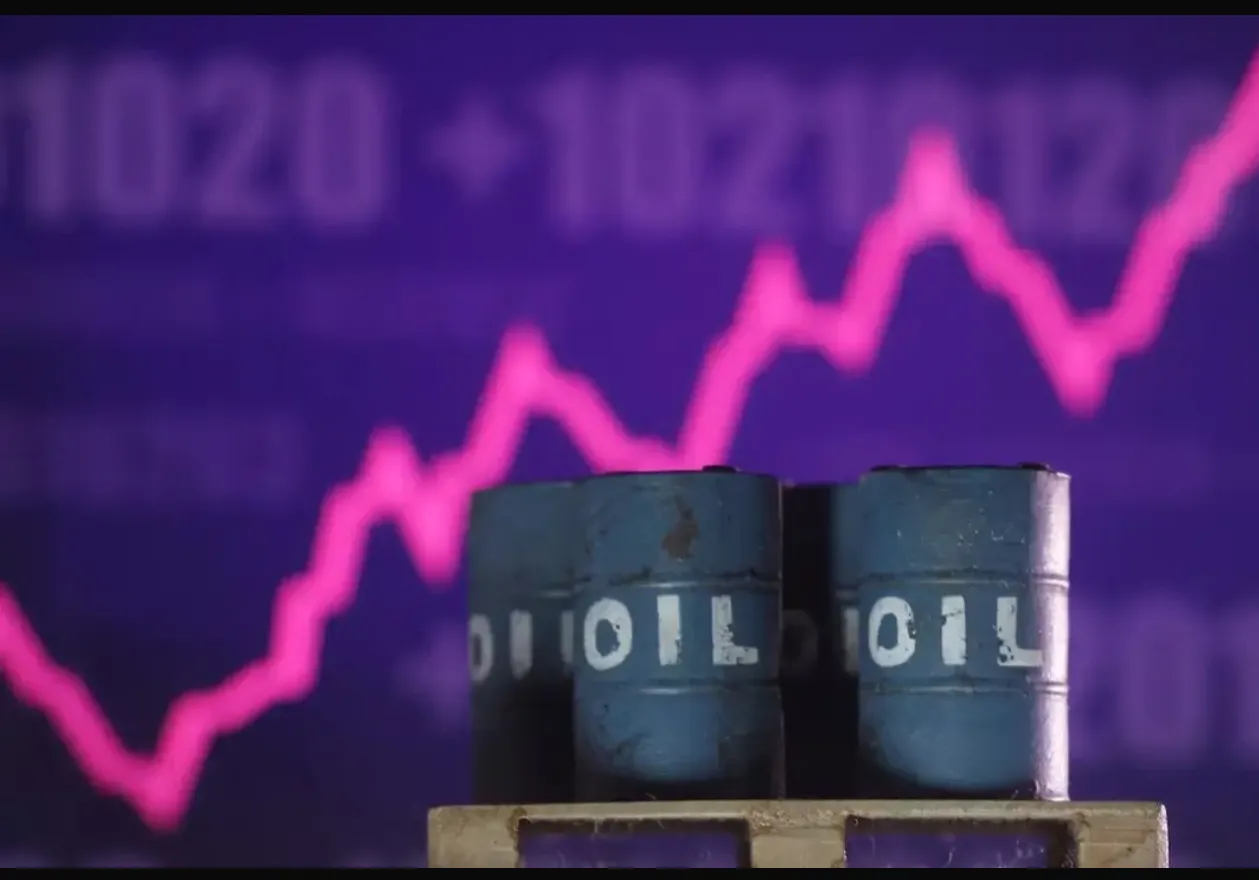 Brent Crude Jumps Above $107 as Fresh Hormuz Attacks Raise Supply Fears.
