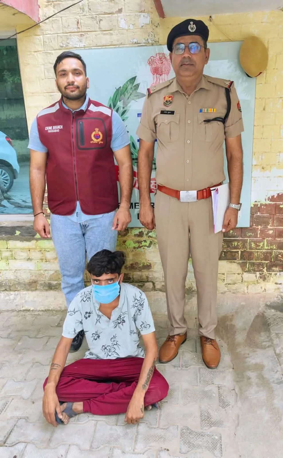 अवैध नशा बेचने वालों पर फरीदाबाद पुलिस की बड़ी कार्रवाई: महिला सहित 2 गिरफ्तार ।