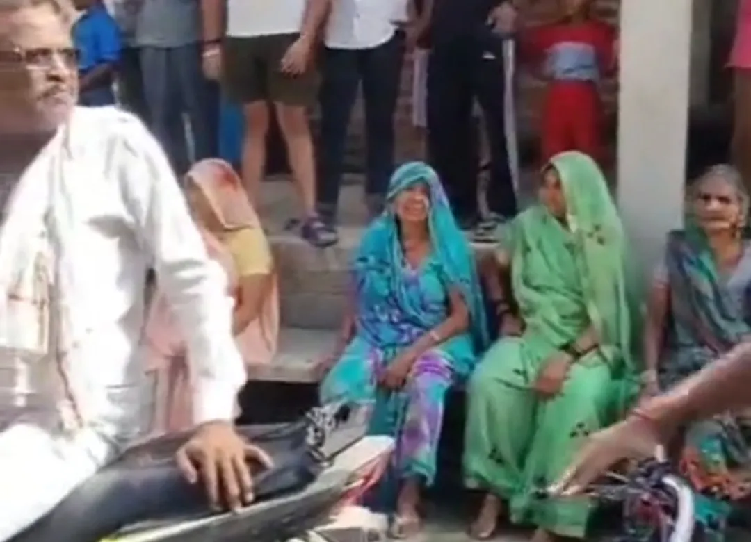 उन्नाव में लापता युवक का शव पेड़ से लटका मिला, पुलिस जांच में जुटी, परिजनों को विवाद की जानकारी नहीं