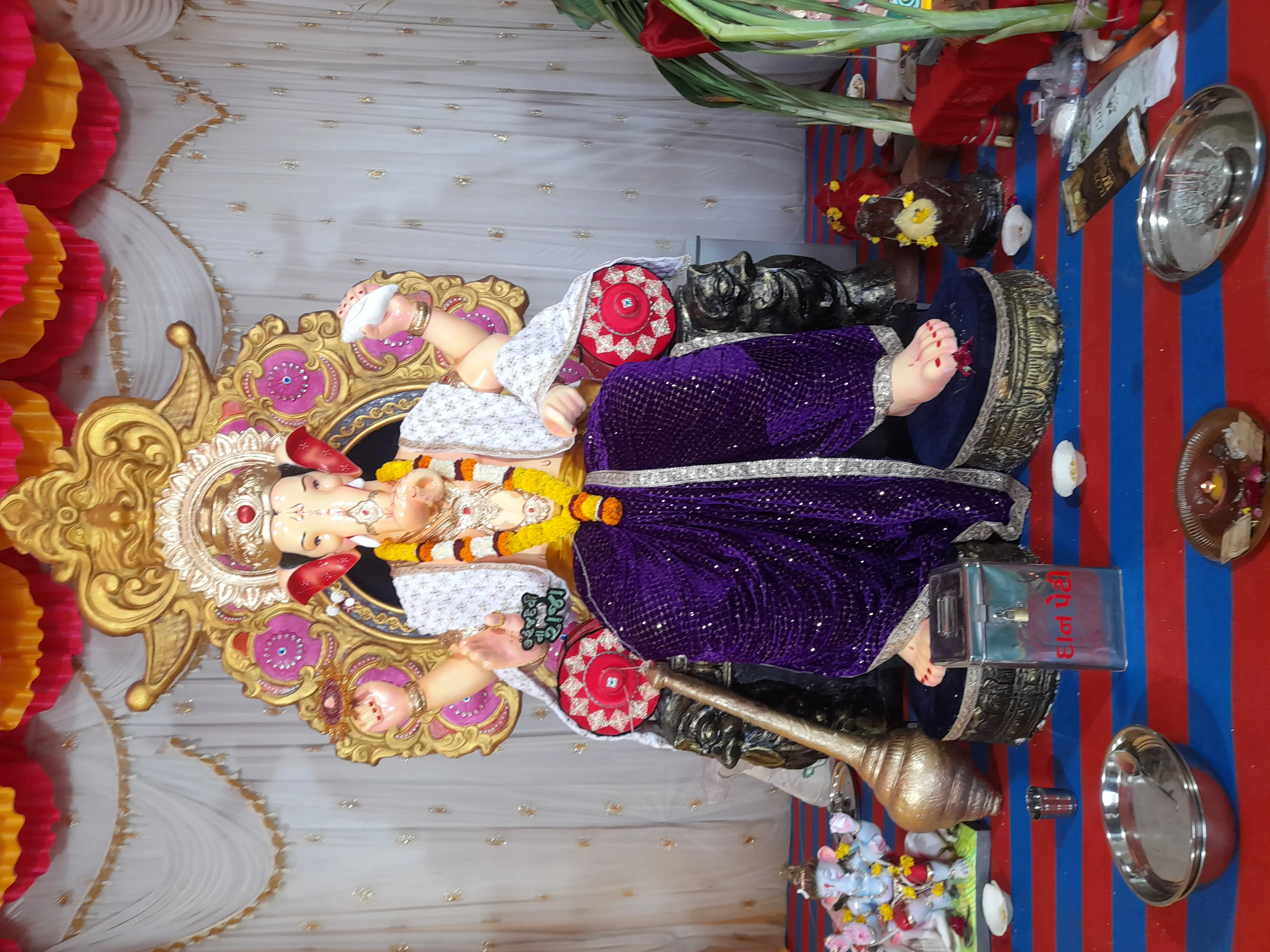 ગણદેવી ના ગણપતિ બાપા ના દર્શન