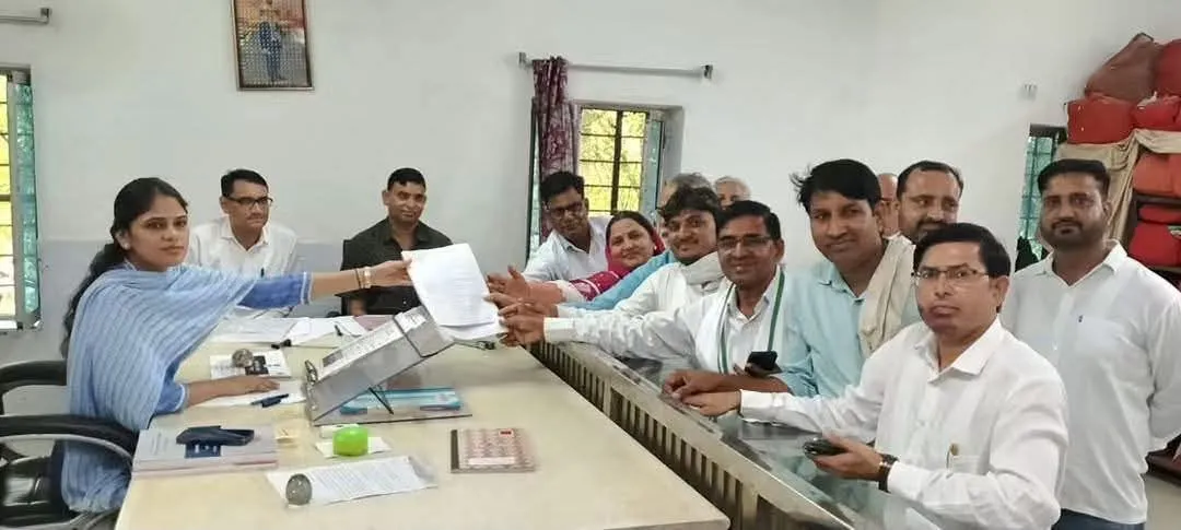 गरपालिका लक्ष्मणगढ़ से पायल भारद्वाज चौधरी को कांग्रेस का चेयरमैन प्रत्याशी घोषित किए जाने पर बधाई