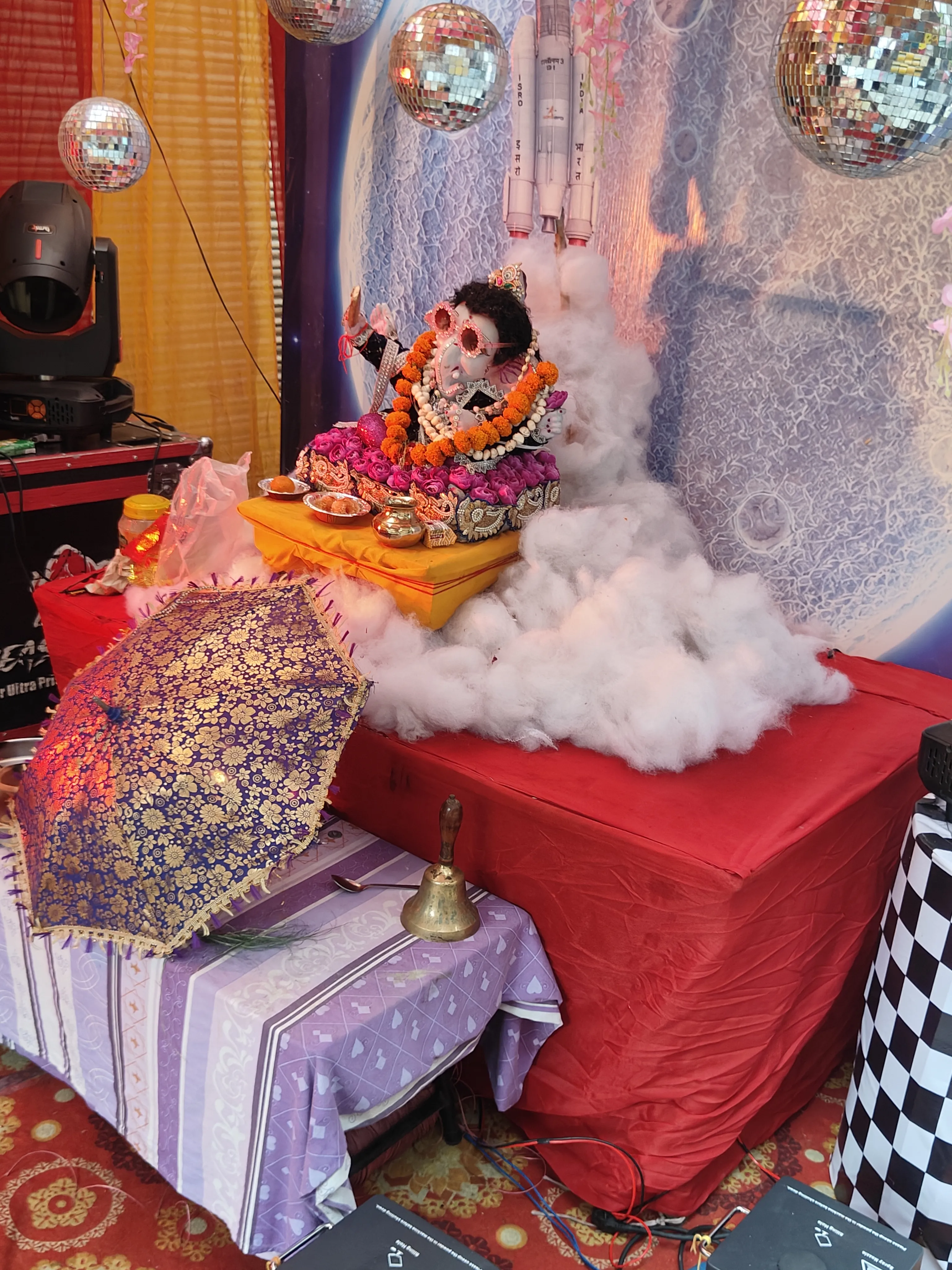 मुरादाबाद शहर में गणेश विसर्जन धूमधाम से मनाया गया, ढ़ोल नगाड़ों की थाप पर जमकर थिरक रहे शहरवासी