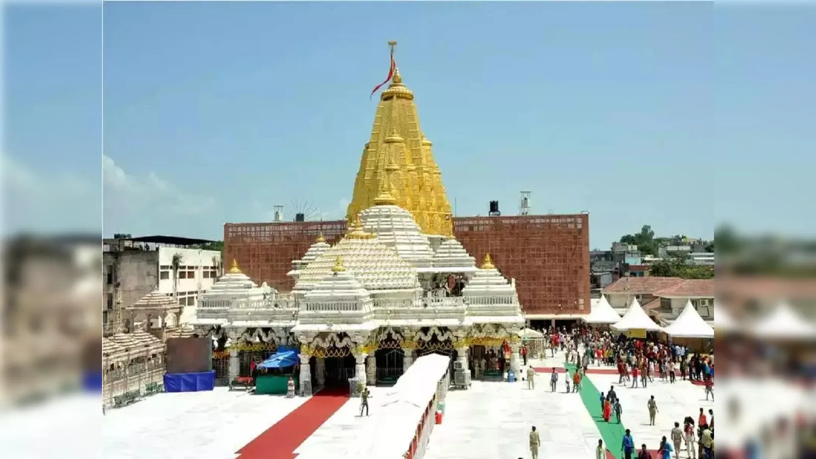 ??ાદરવી પૂનમ નિમિત્તે અંબાજી મંદિરમાં મેળા અને ભક્તિમય ઉજવણીની તૈયારી?