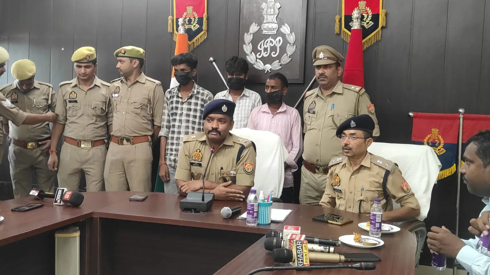 अमेठी में ऑपरेशन चक्रव्यूह का असर, चोरी की छह बाइक के साथ तीन वाहन चोर गिरफ्तार
