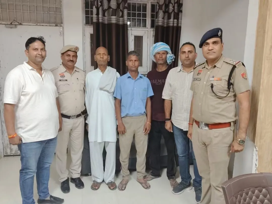 विशेष अभियान के अदालत से गैर-हाजिर रहने वाले और लंबे समय से फरार चल रहे अपराधियों के खिलाफ यह कार्रवाई