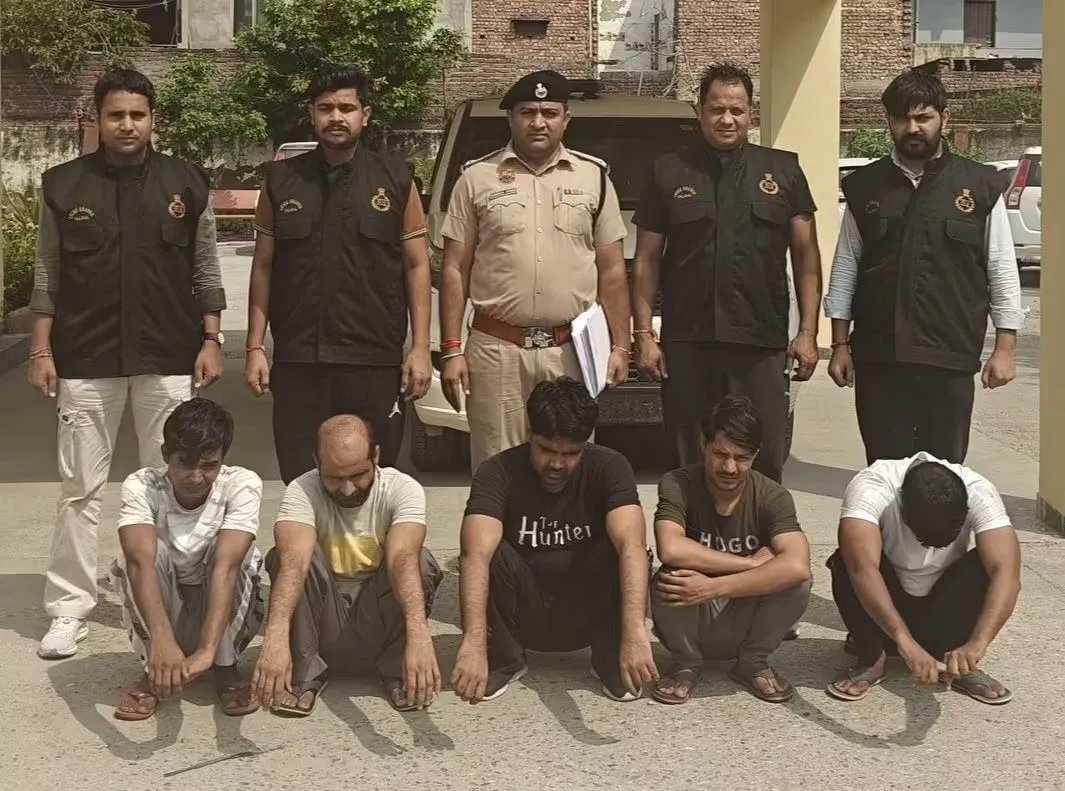 केएमपी रोड पर डंपर चालक से लूट की वारदात का चंद घंटों में पर्दाफाश, पांचों आरोपी दबोचे,