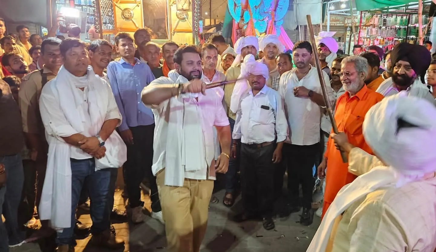 धूमधाम से हुआ गणपति विसर्जन: विधायक पुत्र प्रियंकर राणा और प्रमुख समाजसेवी विजय जैन ने बप्पा को दी भावभीनी विदाई