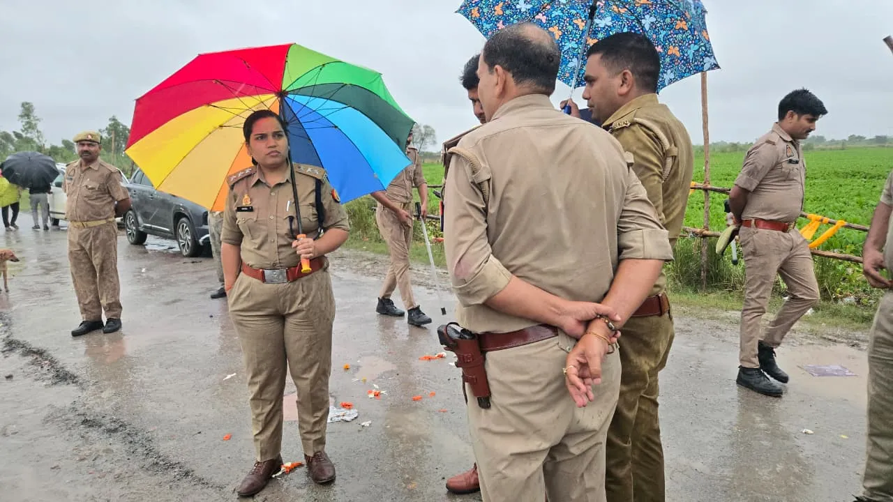 उन्नाव में गणेश प्रतिमा विसर्जन स्थल का CO सिटी ने किया निरीक्षण, सुरक्षा व्यवस्था का लिया जायजा
