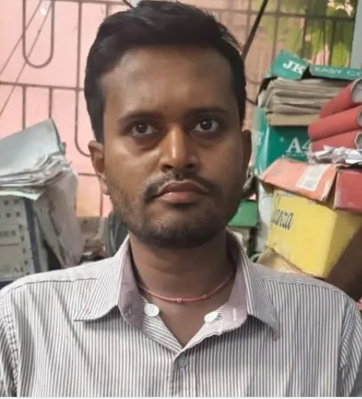 Vigilance Raid at Jajpur Sub-Collector's Office: Clerk Caught Red-Handed Taking Rs 40,000 Bribe.