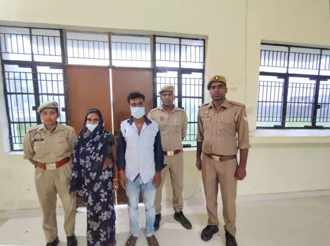 महराजगंज: दहेज प्रतिषेध अधिनियम के मामले में नौतनवा पुलिस की कार्रवाई, 2 गिरफ्तार
