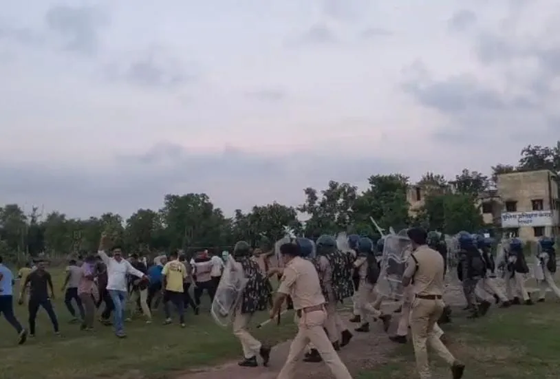 दंगा नियंत्रण को लेकर शिवहर पुलिस का मॉक ड्रिल, आपात स्थिति से निपटने का किया अभ्यास