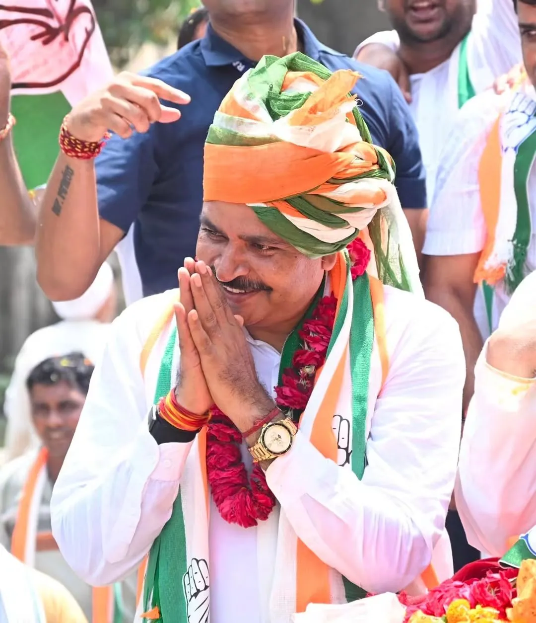 ुख्यमंत्री कार्यालय ने कथित तौर पर संभावित उम्मीदवारों की सूची मांगी: कांग्रेस ने सरकारी मशीनरी के दुरुपयोग का आरोप लगाय