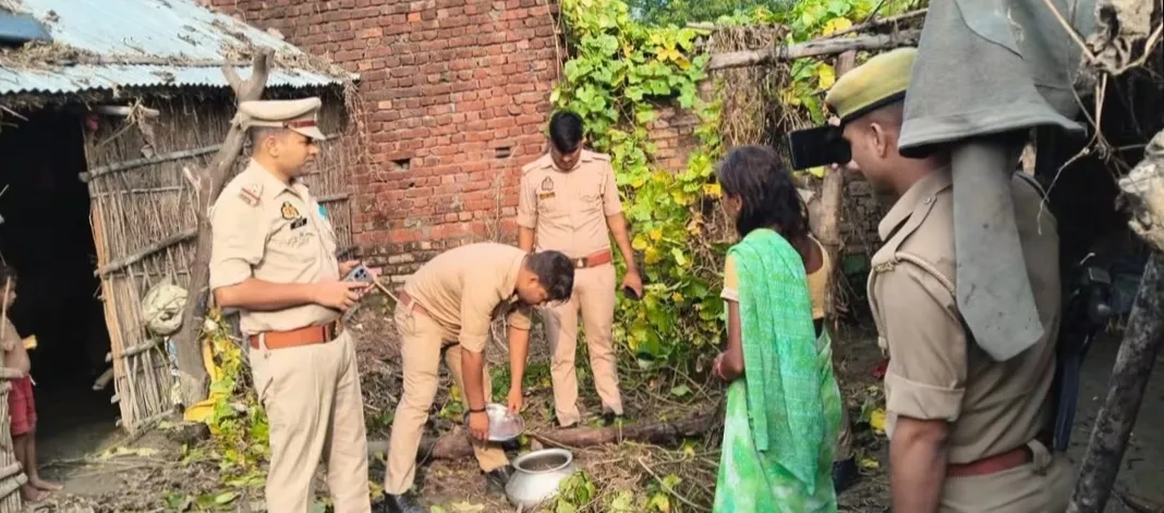🚨 महराजगंज में कच्ची शराब के खिलाफ बड़ा अभियान

64 ठिकानों पर छापेमारी, 17 क्विंटल लहन और 770 लीटर अवैध शराब नष्ट